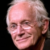 Lance Henriksen