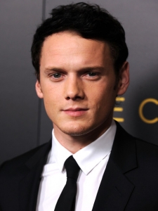 anton yelchin jim lake trollhunters seriebox anton yelchin jim lake trollhunters seriebox