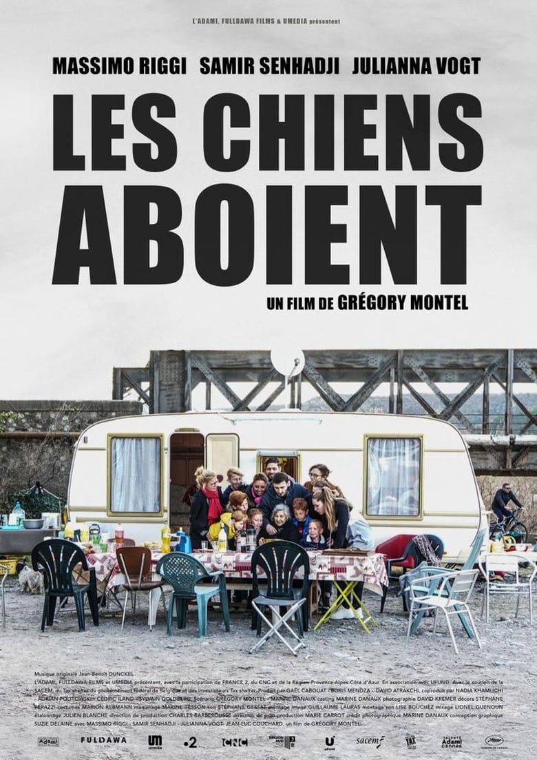 affiche du film Les chiens aboient