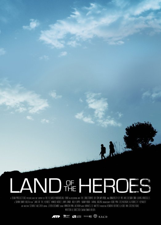 affiche du film Land of the Heroes