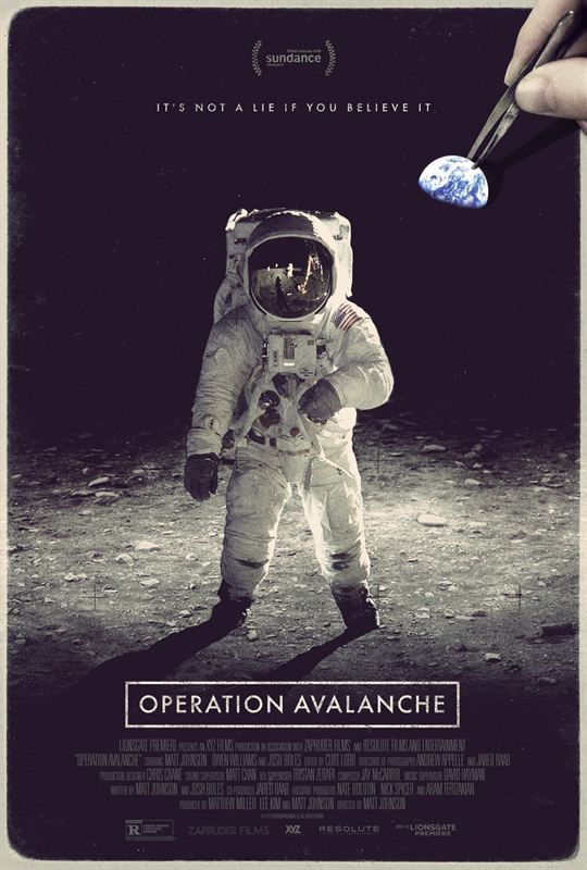 affiche du film Operation Avalanche