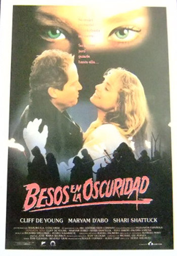affiche du film Besos en la oscuridad