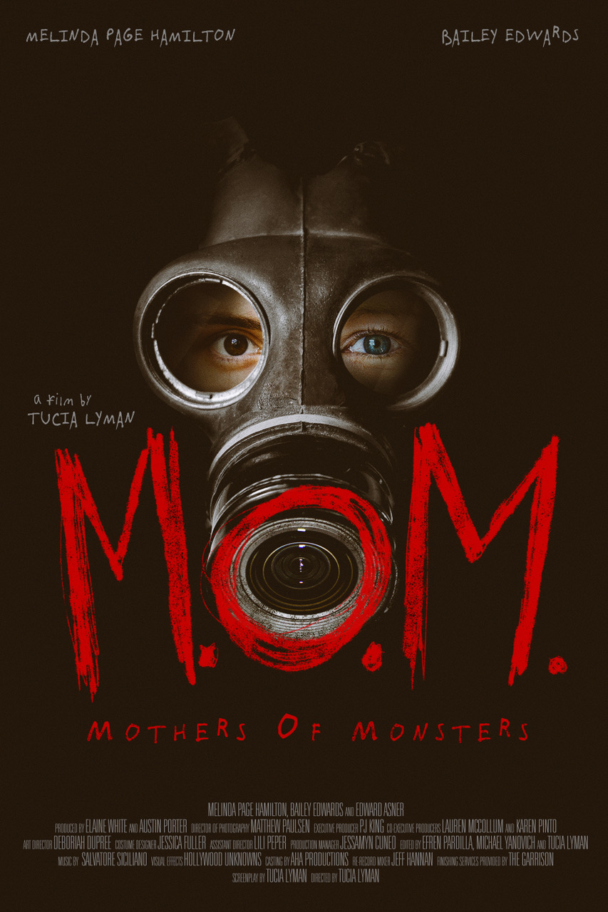 affiche du film M.O.M. Mothers of Monsters