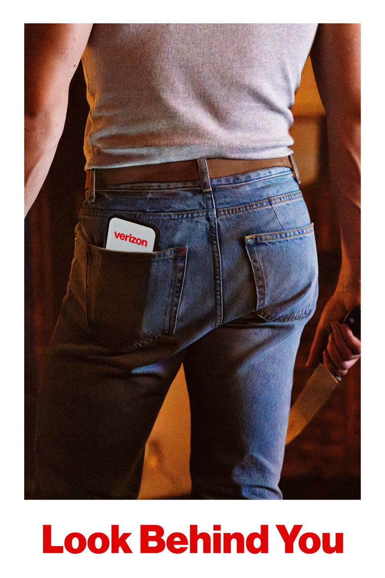 affiche du film Look Behind You