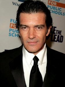 banderas seriebox geoffrey colley flynn samantha