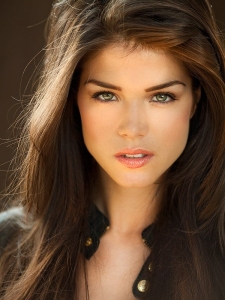 Marie Avgeropoulos (The 100)