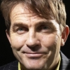 portrait Bradley Walsh